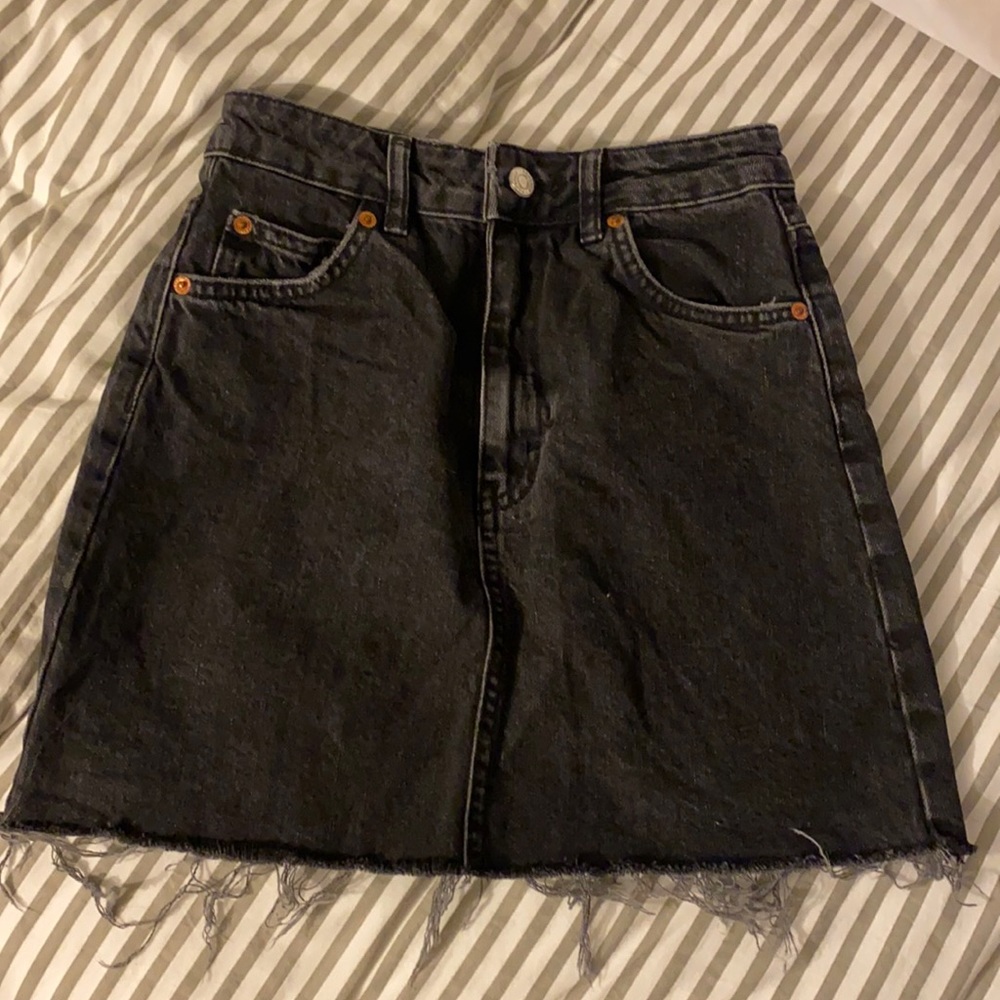 Top shop denim skirt